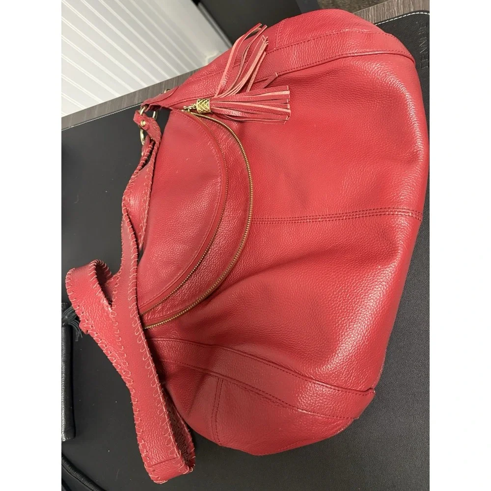 ONNA EHRLICH RACHEL Red Pebbled Leather Large Hobo Bag Purse Tassle Designer Zip